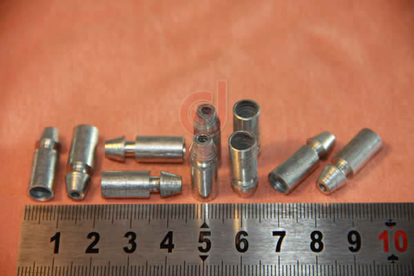 枪子头 座垫锁线